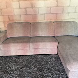 Grey 2 Piece Sectional !! FREE DELIVERY!! 🚚 