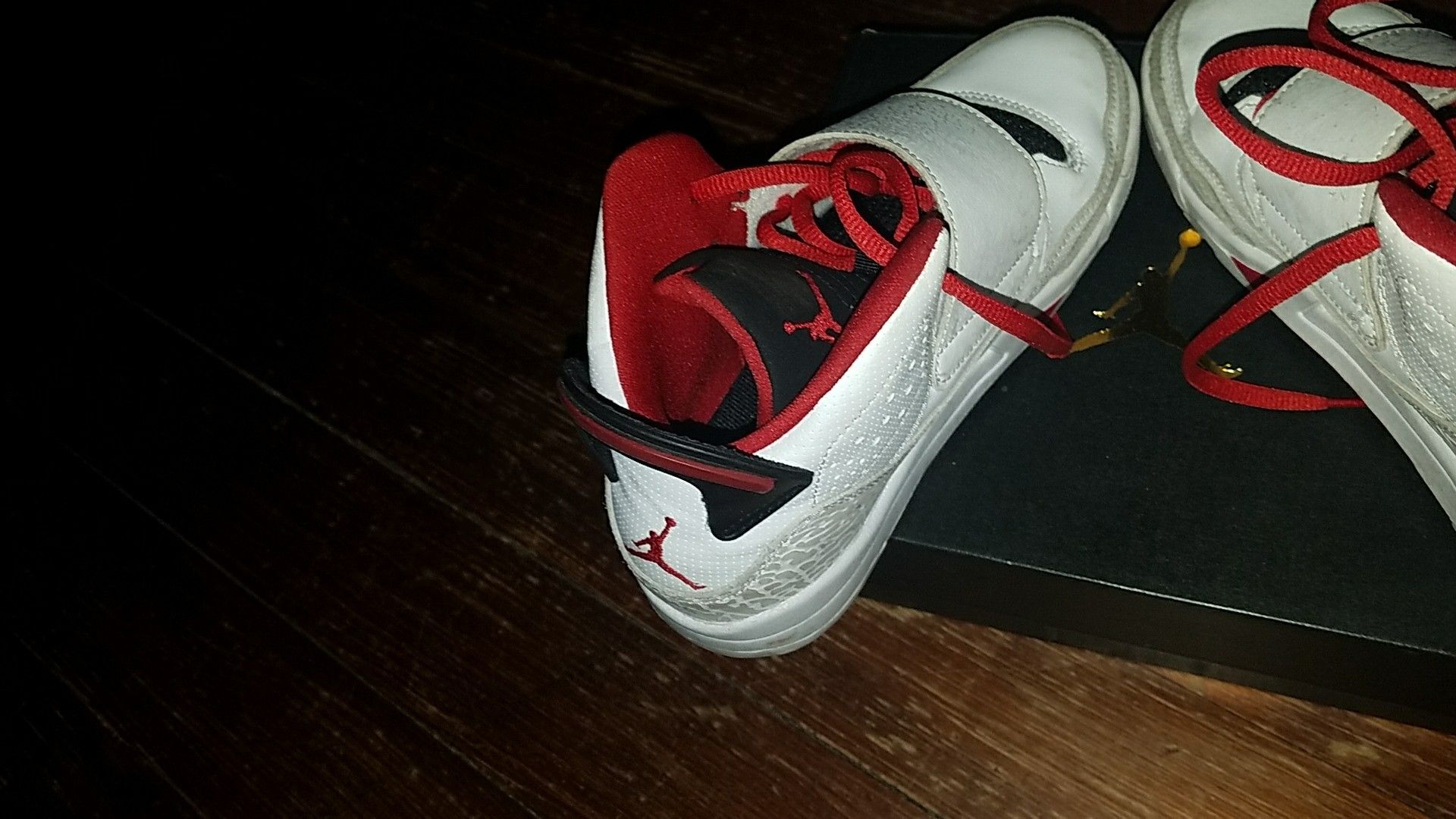 Boys Jordan's size 3