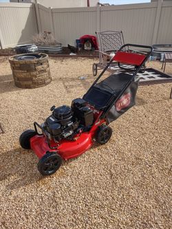 Commercial Toro Very Good Shape Just Had Service Self-propelled Drive On Blade Works What's The Grass