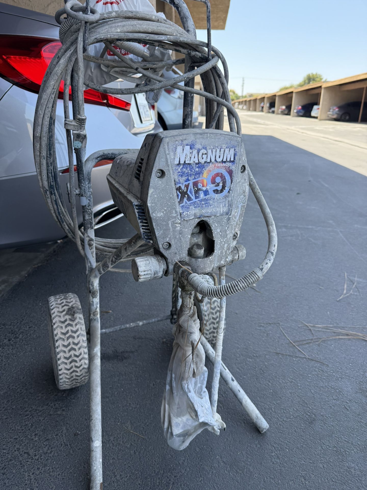 GRACO XR 9 PAINT MACHINE 