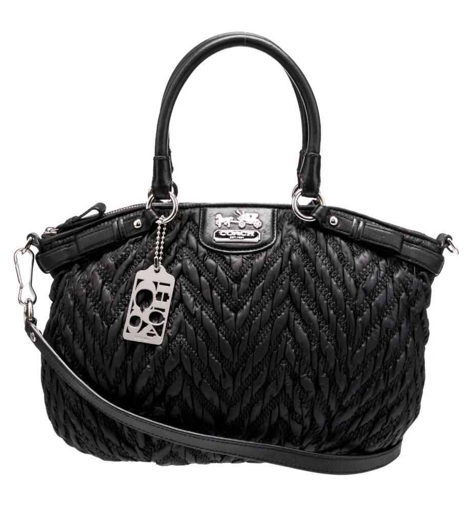 Beautiful Coach Leather & Nylon Handbag New Condition 
