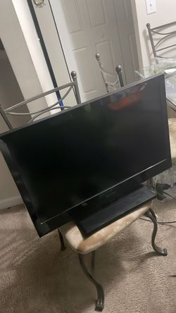 Emerson Flat Screen Tv With Brand New Fire Stick!!!