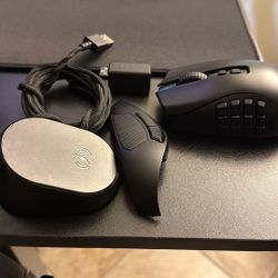 Razor Naga Pro V2 Hyperspeed