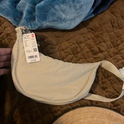 I’m UNIQLO Fanny Pack 17$ 
