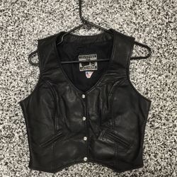 Women’s Motorcycle Black Leather Vest 
