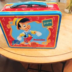 Disney's Pinocchio Lunchbox 