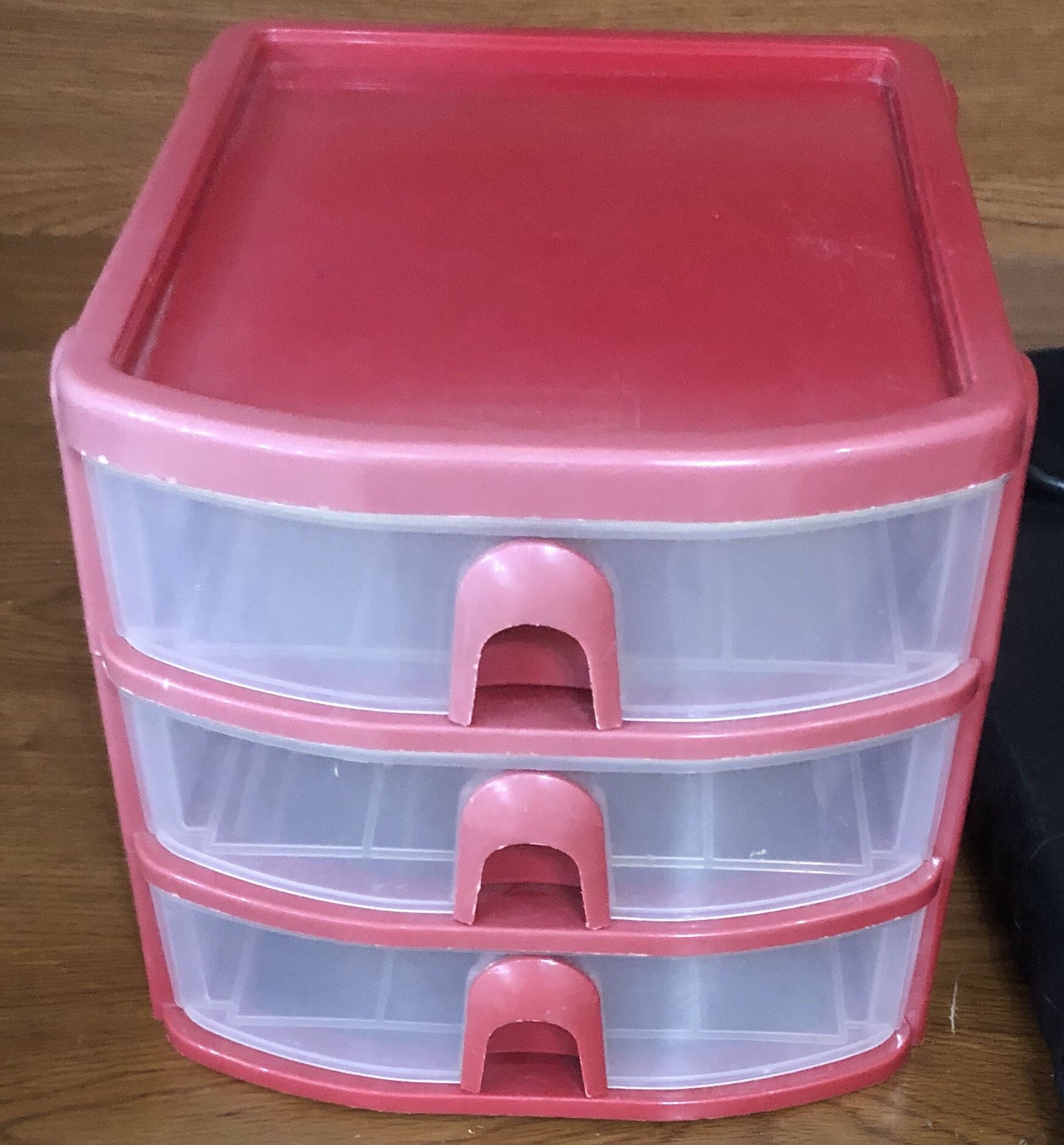 Small plastic drawer organizer