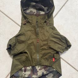 Reddy Dog Coat Large Green camo Rain Coat Fits 15# Dog