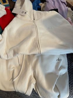 Alo oversized set new Size large  could fit up to XL