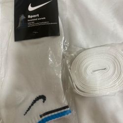 Nike Socks With Laced 