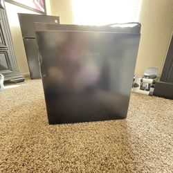 Mini Refrigerator 