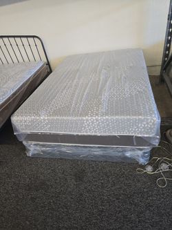 FULL 13" THICK HYBRID MATTRESS