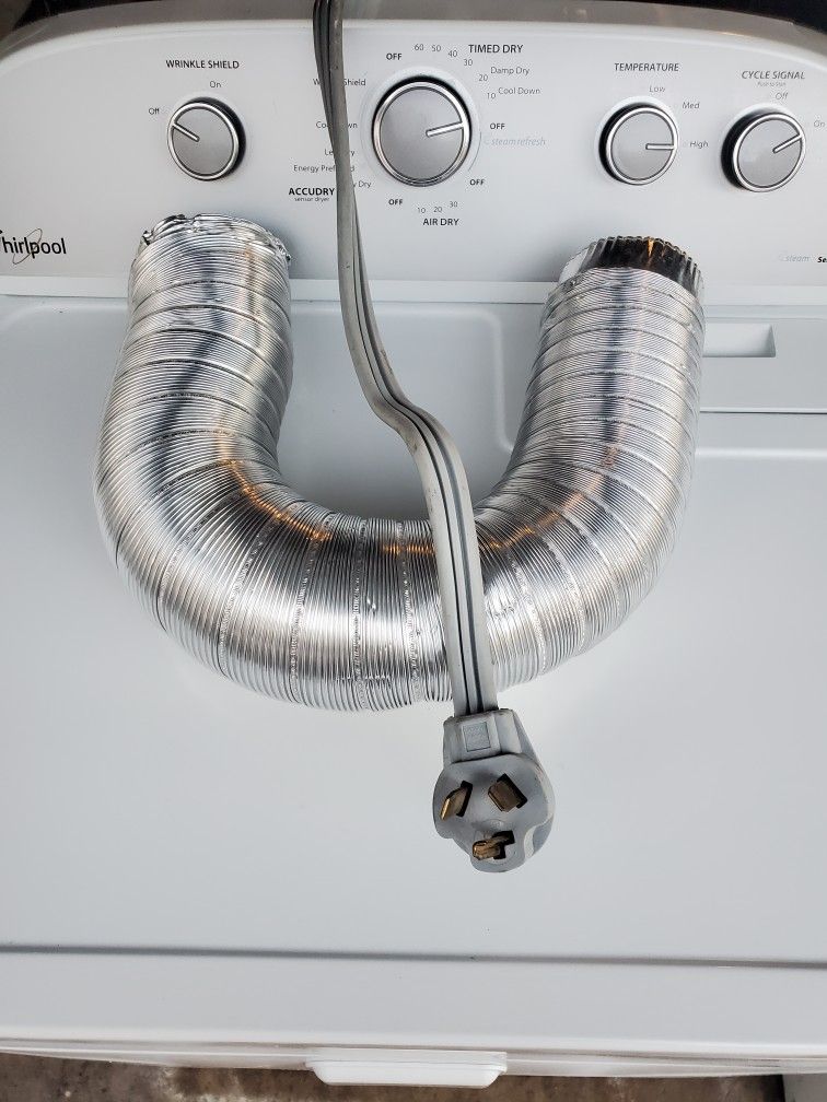 3 year old Whirlpool super capacity electric steam dryer. Model# is in photo gallery. Dryer is in excellent working/ cosmetic condition!