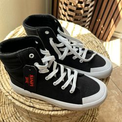 Levi’s Women Shoes 