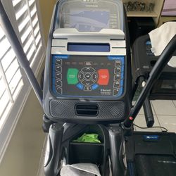 Nautilus E616 Elliptical 
