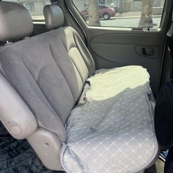Seat For A Dodge Caravan Middle Row 