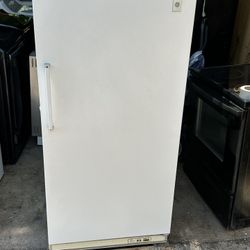 Ge Upright Freezer 