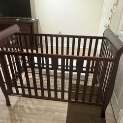 Baby Crib 