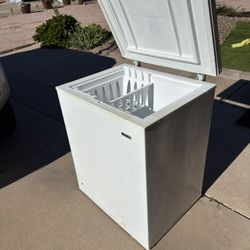 Kenmore Chest freezer