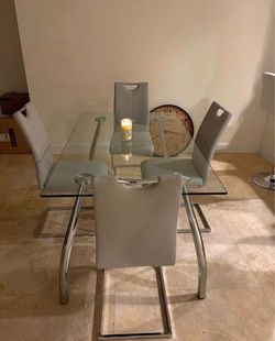 Dining set
