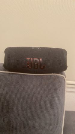 JBL Charge 5 Portable Bluetooth Speaker
