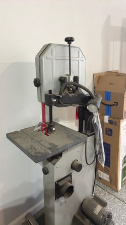 Band saw