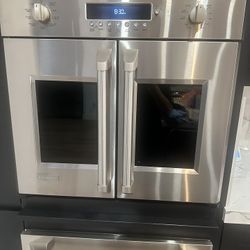 Brand New Monogram Oven 
