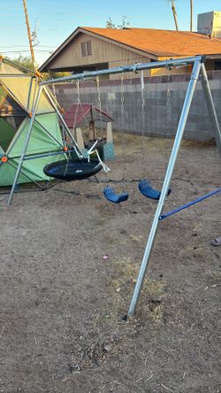 Swing set $40 kids out grew