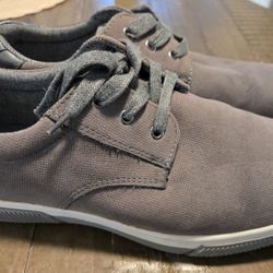 Men's Shoes - Grey Steve Madden size 10.5