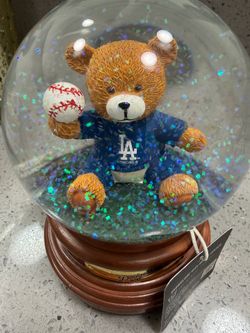 LA Dodgers teddy water globe 💙