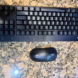 Logitech Gaming Keyboard & Mouse Combo – Great Condition