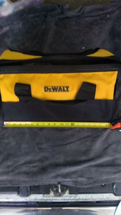 Dewalt bag 18 inch