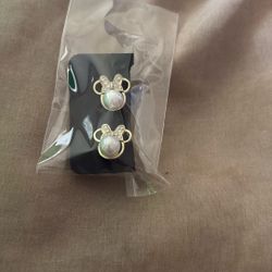 Minne Pearl Earrings 