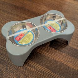Pet Bowls - Food & Water