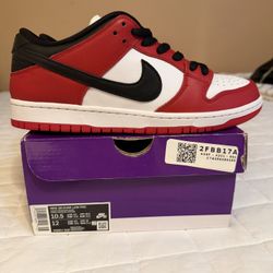 Nike Sb Dunk Low Chicago J Pack