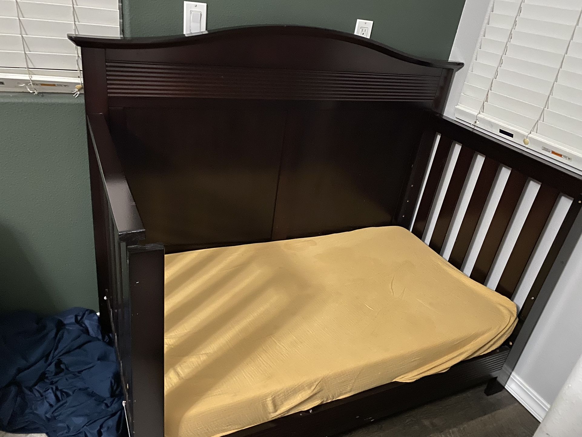 Crib/toddler Bed