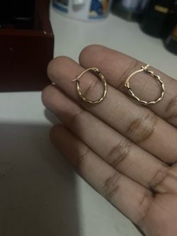 14k gold hoop earrings