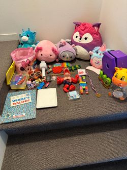 Kids fun assorted toy lot