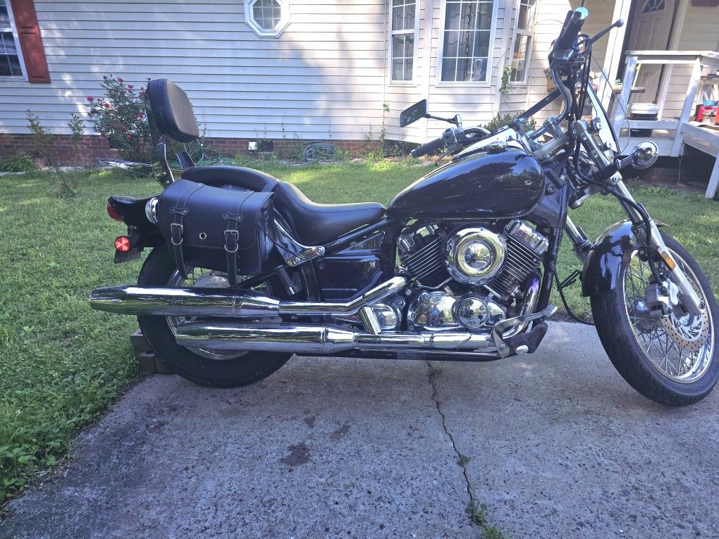 2011 Yamaha V star 650