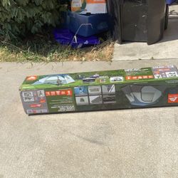 6 Person. Instant Cabin Tent With. Built In. Led  Light brand new never been used is still in the box
