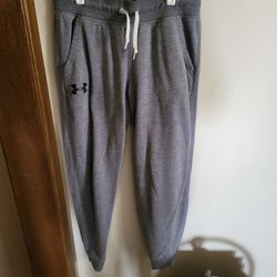 JR/SMALL/PETITE OR GIRL'S 12/14 UNDER ARMOUR FLEECE JOGGERS