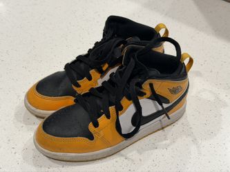 Nike Jordan 1 -  Size 2y