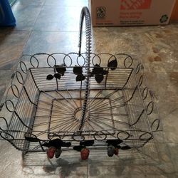 Wire raspberry basket