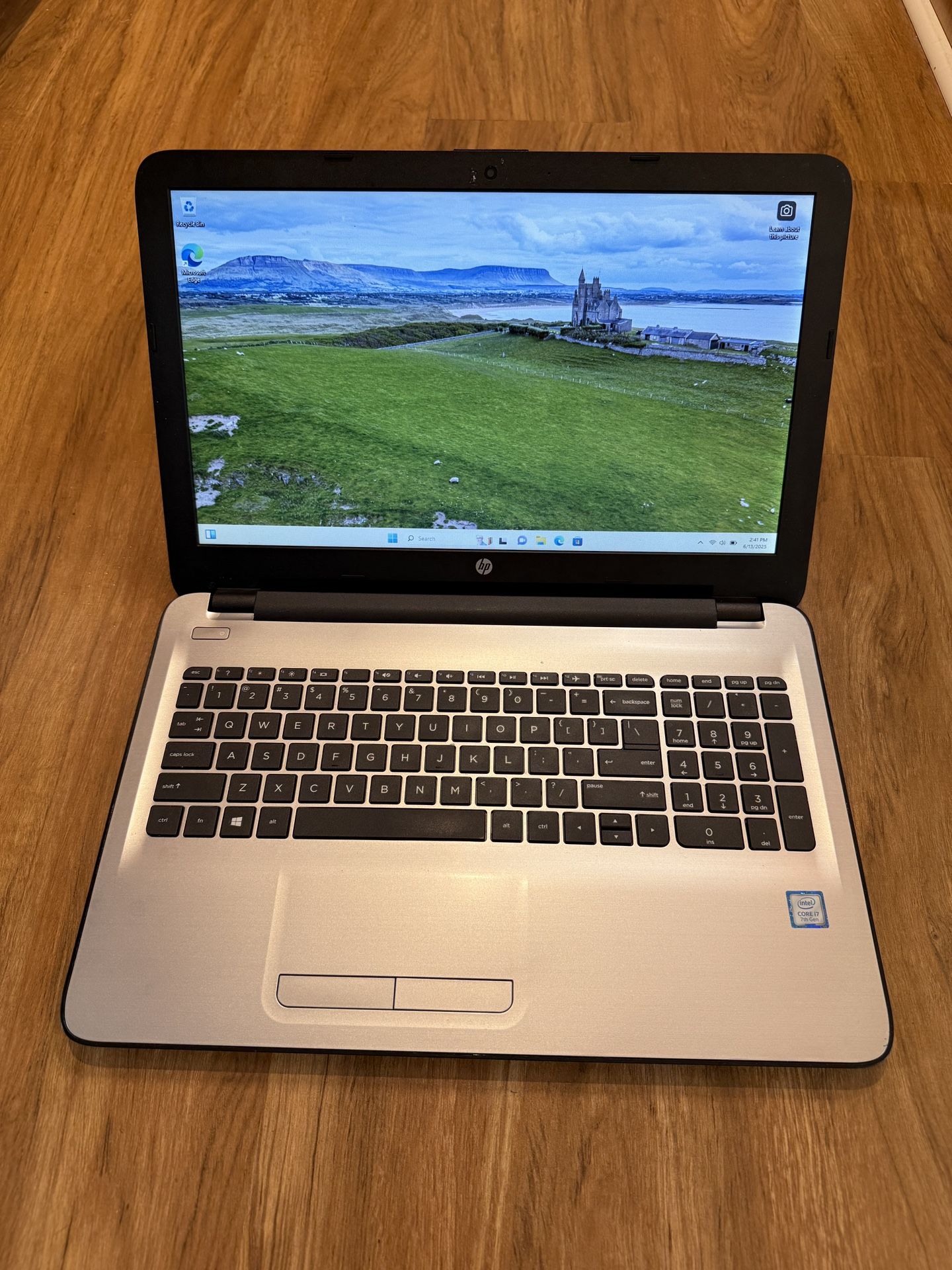HP 250 NoteBook Core i5 7th gen 16GB Ram 256GB SSD Windows 11 Pro 15.6” HD Screen Laptop with charger in Excellent Working condition!!!! Specificatio