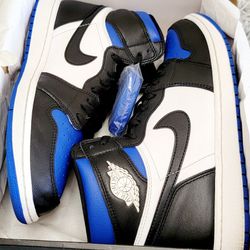 Size 11 Nike Air Jordan 1 Retro OG High Royal Toe 555088-041.
