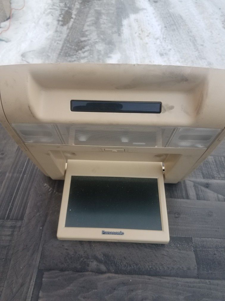 2004 GM Factory TV