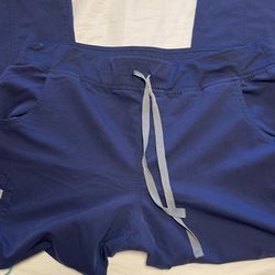 Figs Kade Bottoms Size L