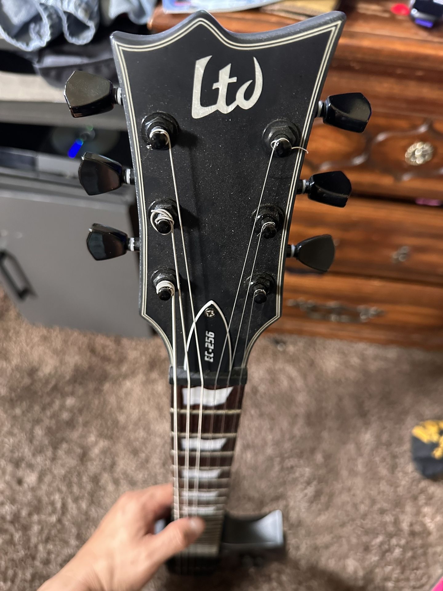 LTD EC-256