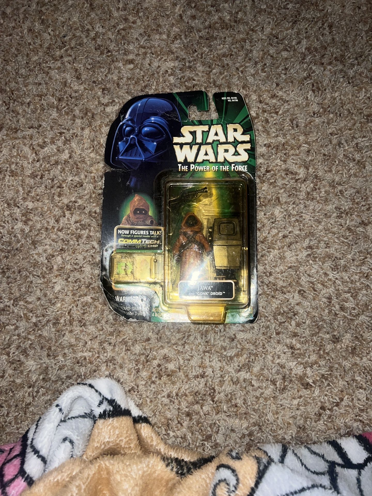 Hasbro 1999 Star Wars The Power Of The Force CommTech Jawa Talking Action Figure. Corners are bent