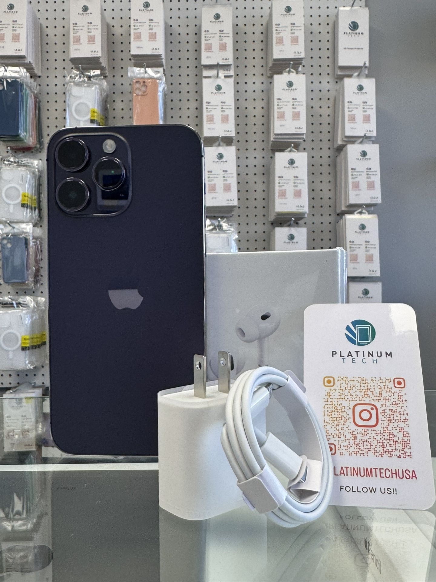 iPhone 14 Pro Max Unlocked 128Gb Purple Like New With warranty 